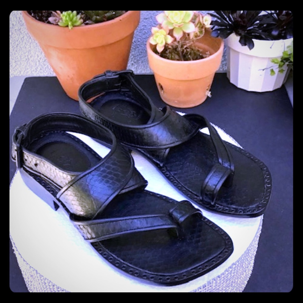 Designer Japanese Brand Shellac  Snakeskn Sandls